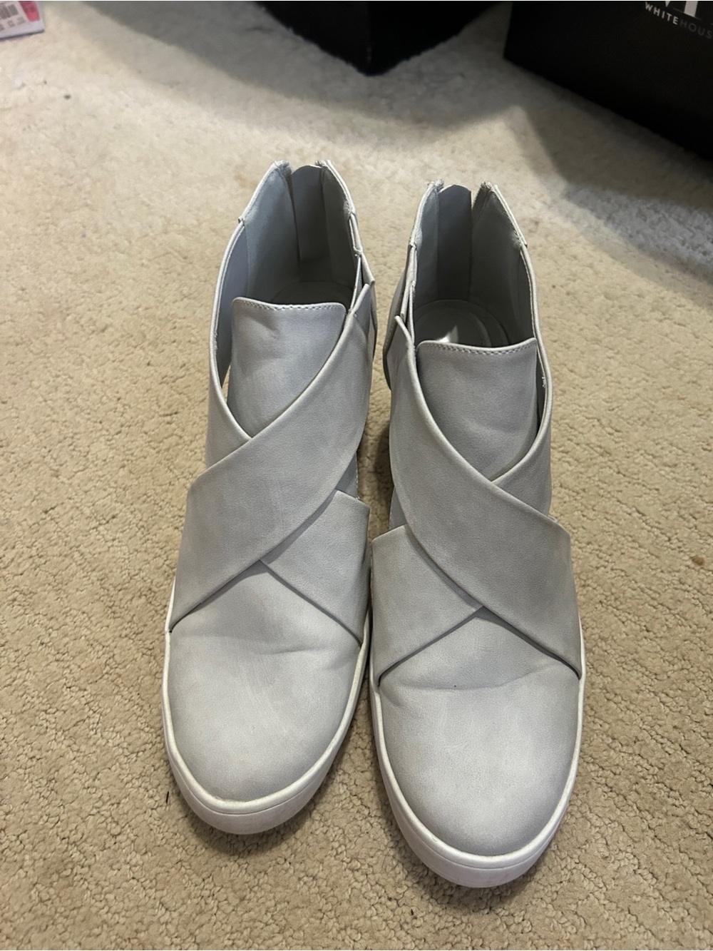 Women's Light Gray Crisscross Slip-On Sneakers